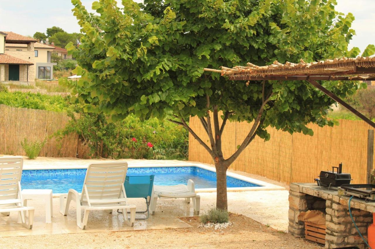 Apartman Robi Нова-Вас Экстерьер фото